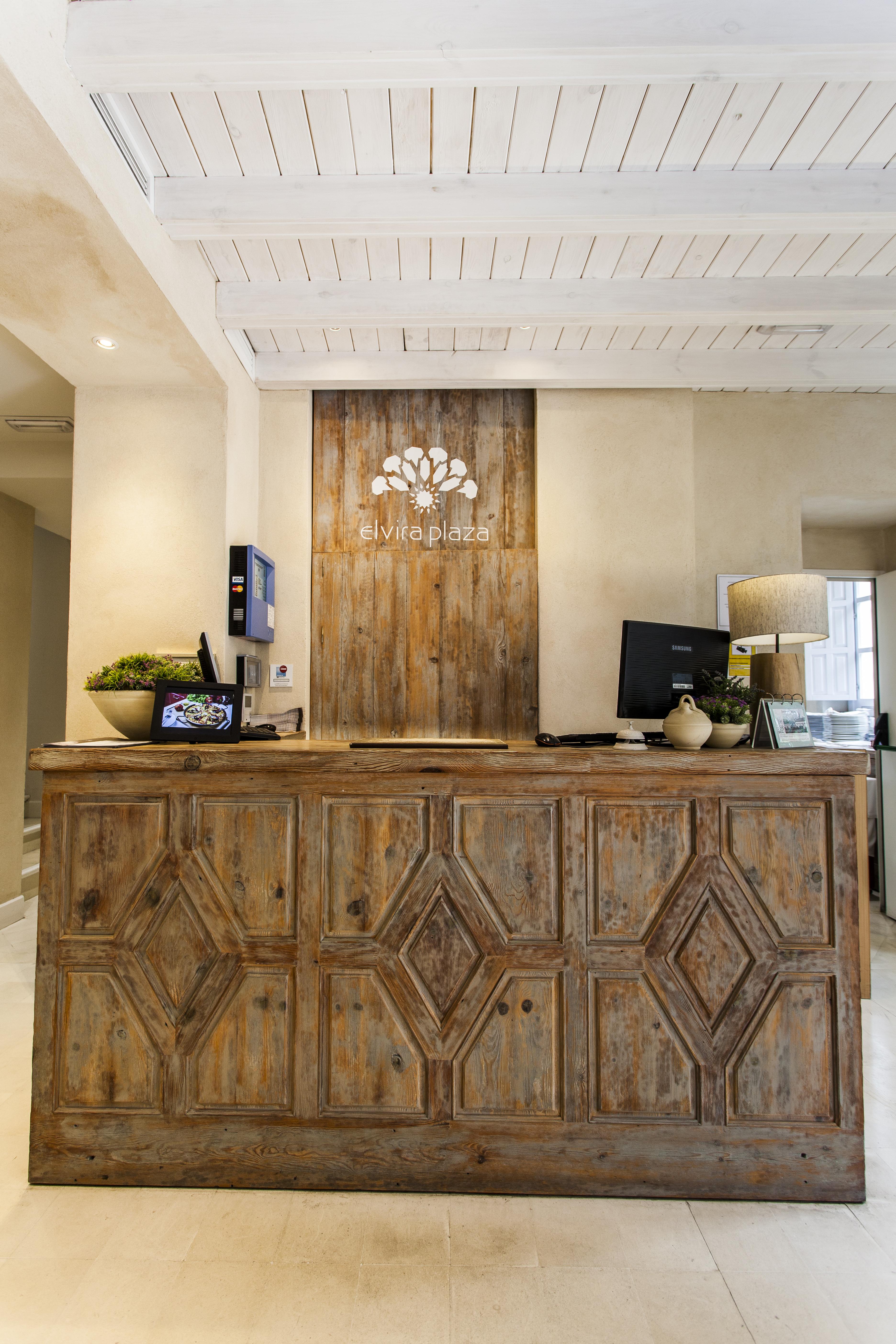 Hotel Boutique Elvira Plaza Севілья Екстер'єр фото
